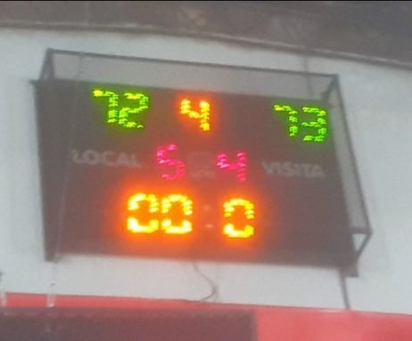Gano All Boys!!
En un gran partido con un nível muy bueno, y con un final atrapante <a href="/BasquetAllBoys/">All Boys Basquetbol</a> le ganó a <a href="/HuracanSJ/">HuracanSJ</a> por 73 a 72, y logró así la segunda victoria en la #LigaMetropolitana 

Vamos All Boys

#febamba
#LigaMetropolitana
#basquet