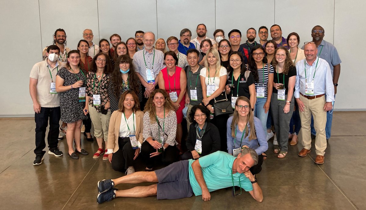 Ohio State at the Alumni Social!  #talks #posters #PlantHealth2022 #Pittsburgh 0-H-I-0