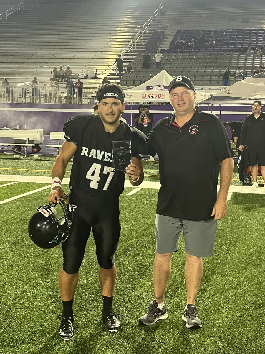 Congratulations to the Essex Ravens as they get the win over London JR Mustangs with a final score of 35-7‼️

The top U18 team in the province and your 2022 U18 Summer Cup Provincial Champions are the Essex Ravens!

#WeAreFootballOntario