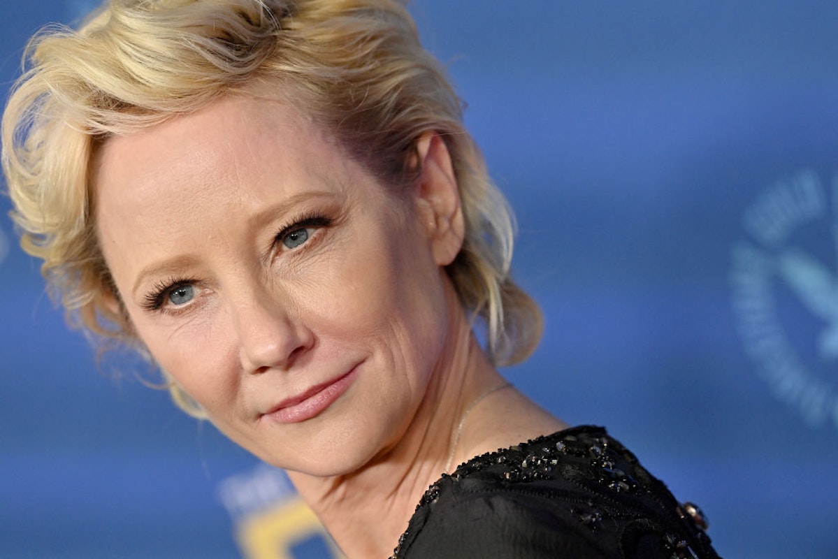 realDailyWire's tweet photo. Actress Anne Heche Boozed In Podcast Dropped Hours Before She Drove Into A Home, Sustained Severe Burns: Report https://t.co/NCXzDxxzex https://t.co/P6FTrjTL2n