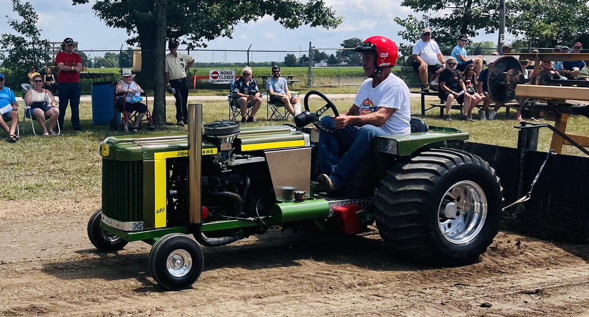 EKGTP's tweet photo. #comberfair2022 #tractorpull #essexkentgardentractorpullers https://t.co/6a60aFZpPq