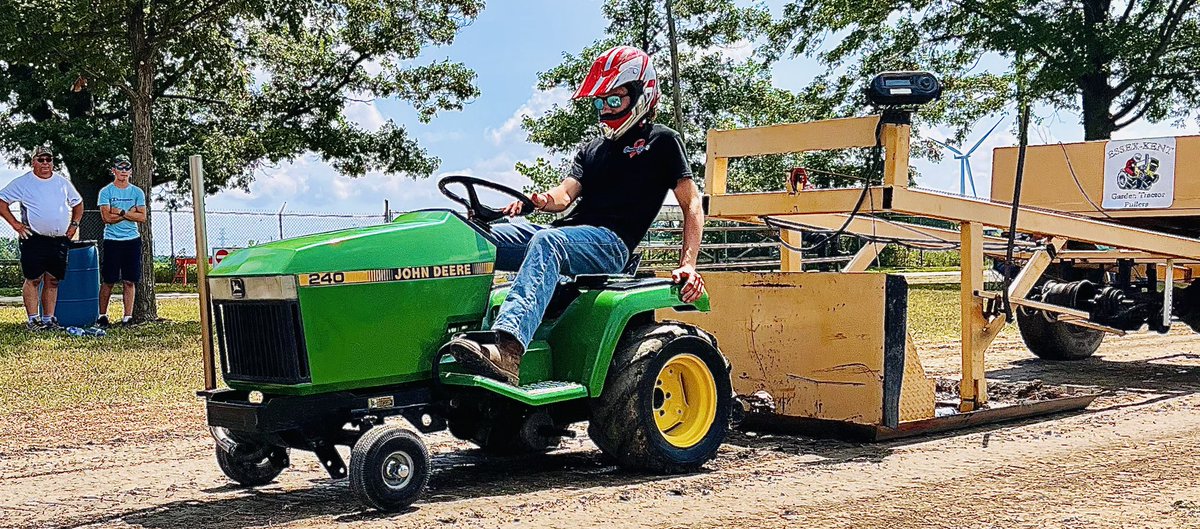 EKGTP's tweet photo. #comberfair2022 #tractorpull #essexkentgardentractorpullers https://t.co/1pjOpDcDep