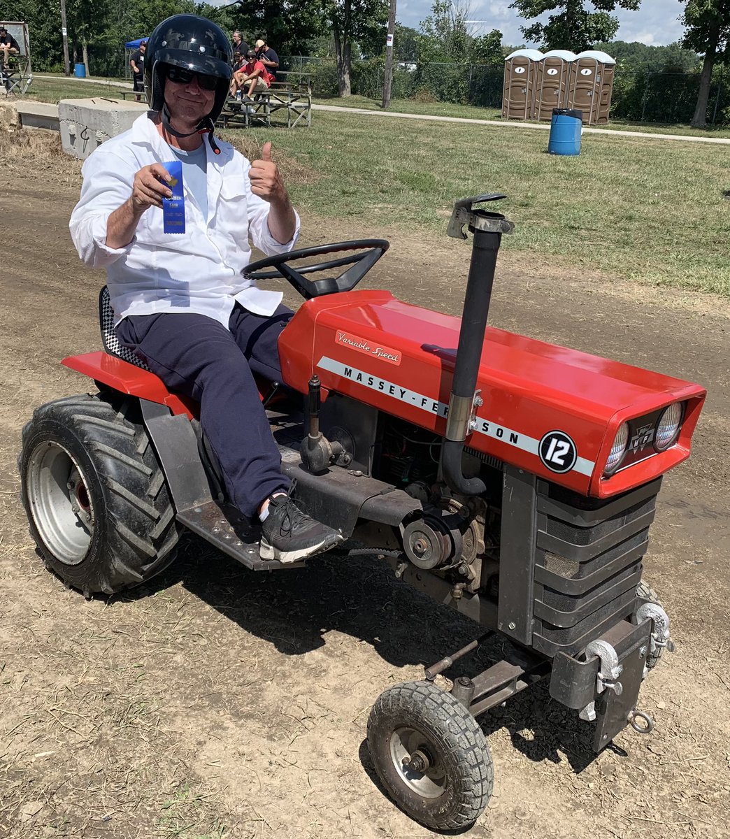 EKGTP's tweet photo. #comberfair2022 #tractorpull #essexkentgardentractorpullers https://t.co/nqLnq0Akot