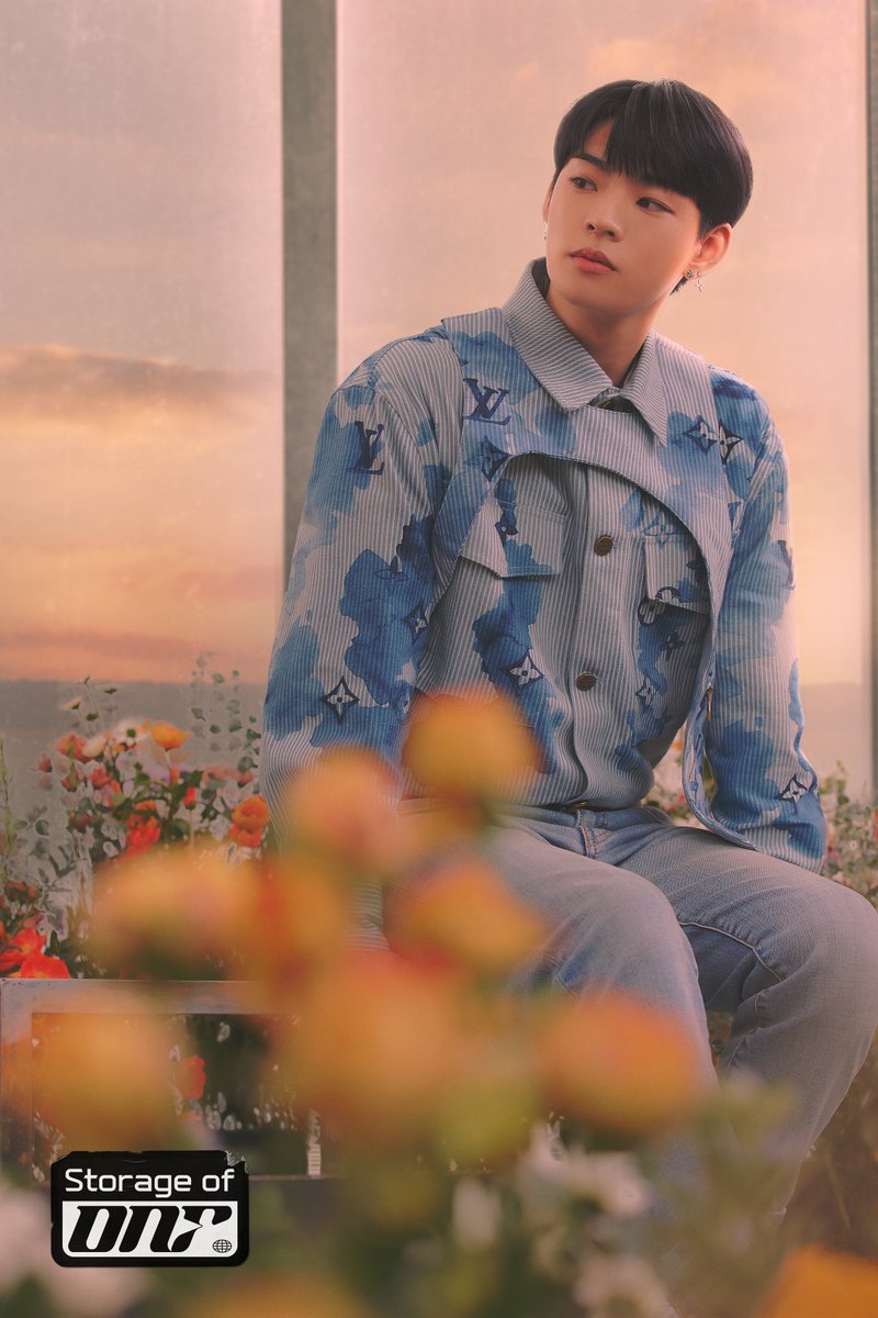 ONF_offcl's tweet photo. 온앤오프(ONF)
SPECIAL ALBUM [Storage of ONF] 💽

'Device2 : 📩🎵'

Coming Soon
2022. 08. 16 PM 6

#온앤오프 #ONF #효진 #HYOJIN
#Storage_of_ONF https://t.co/36EcWFJ8eU