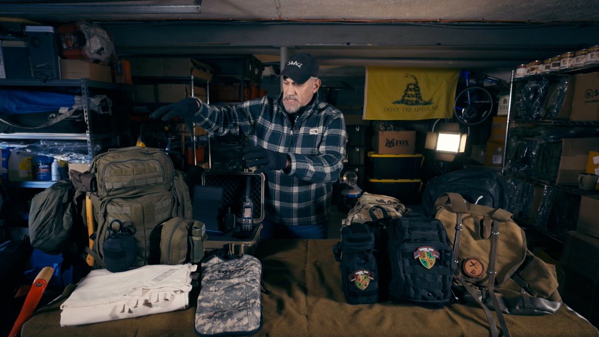ejsnyder333's tweet photo. Hereโs a picture taken from my new film w/@Survival_Summit going over packs and gear. #survival #survivalgear #prepper #preparedness #ejsnyder #ultimatebugin #newfilm Link in bio. https://t.co/U1uDNFbsWO