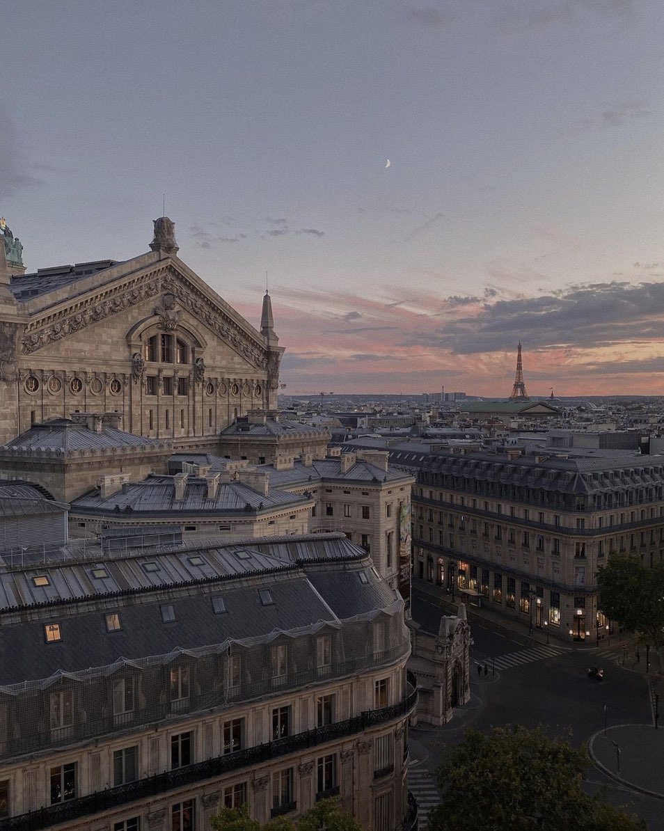 bynxtural's tweet image. paris📍