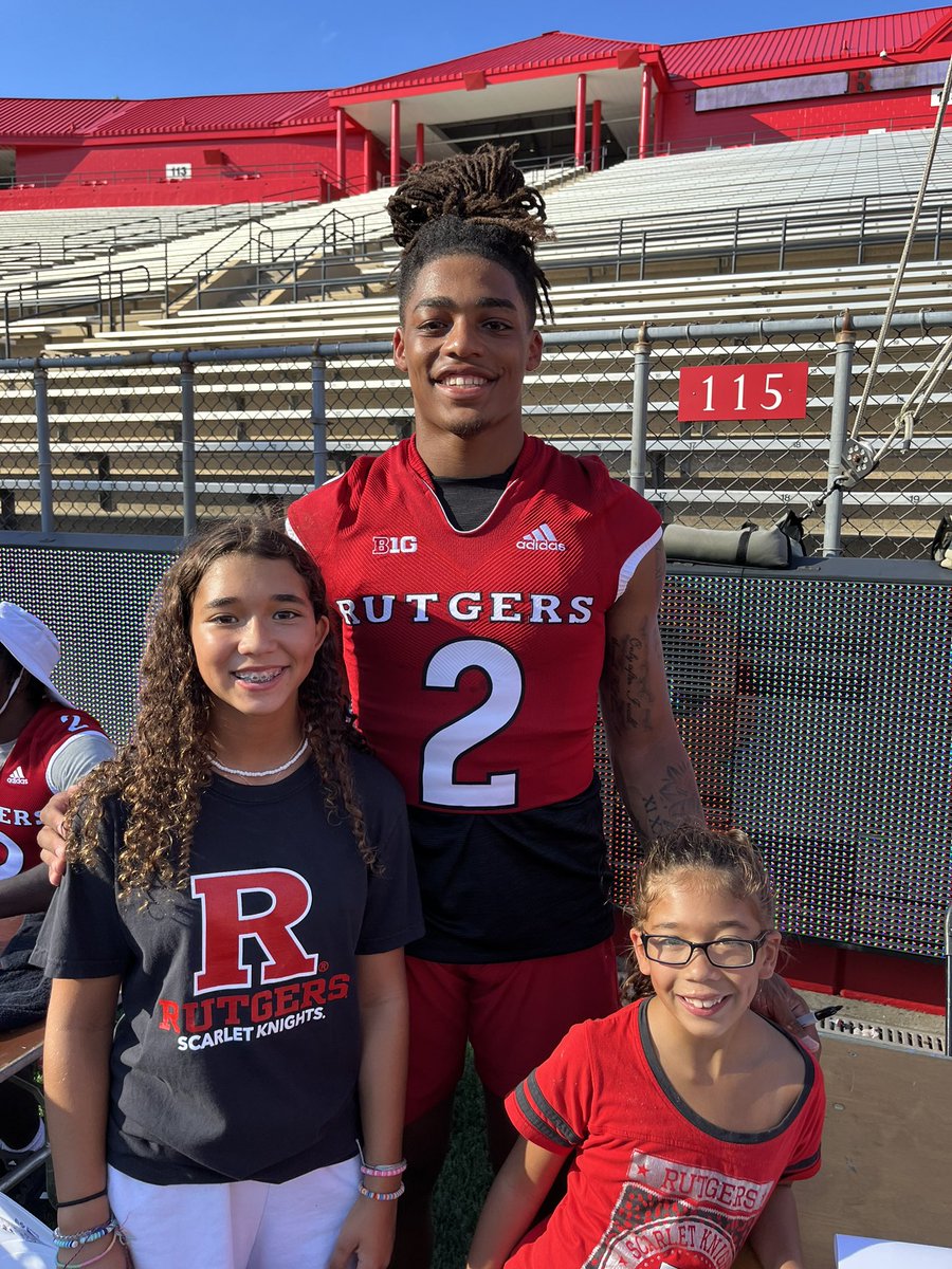 a.galiana tweet media