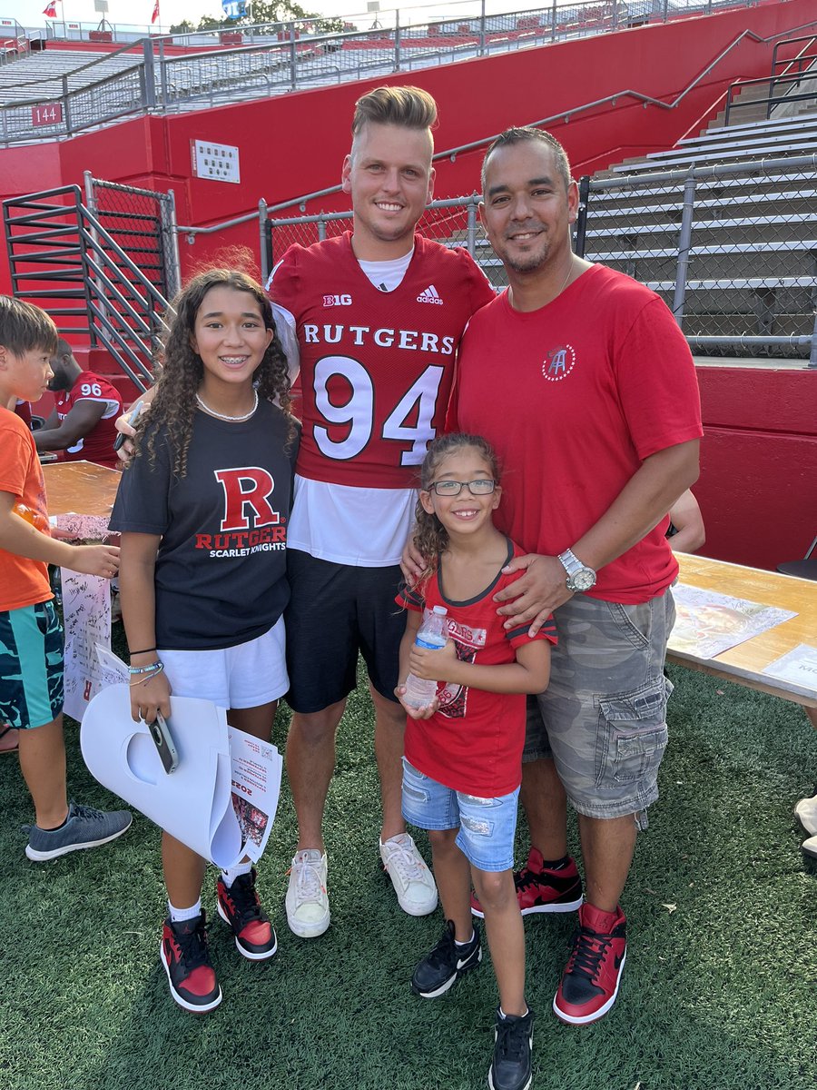 a.galiana tweet media