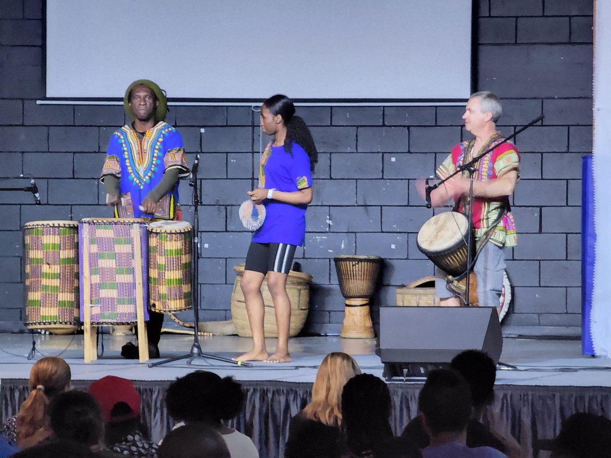 germanpickle's tweet photo. Love the African drummers.  @Folklorama #folklorama51 https://t.co/fCNVSTTzmF