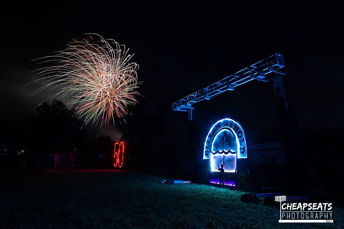Great job <a href="/CityofArnold/">City of Arnold</a>! Saturday night's Fireworks were amazing. <a href="/tseidenstricker/">Tim Seidenstricker</a> <a href="/EjFleischmann/">EJ Fleischmann</a> <a href="/GlenKeune/">Glen Keune</a>