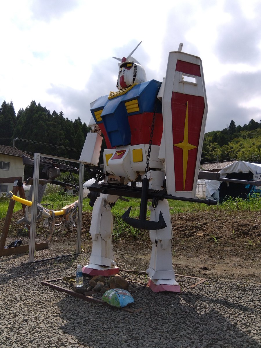 HY01261997's tweet photo. ヘタレガンダム。 https://t.co/Lg4eKgyXAe