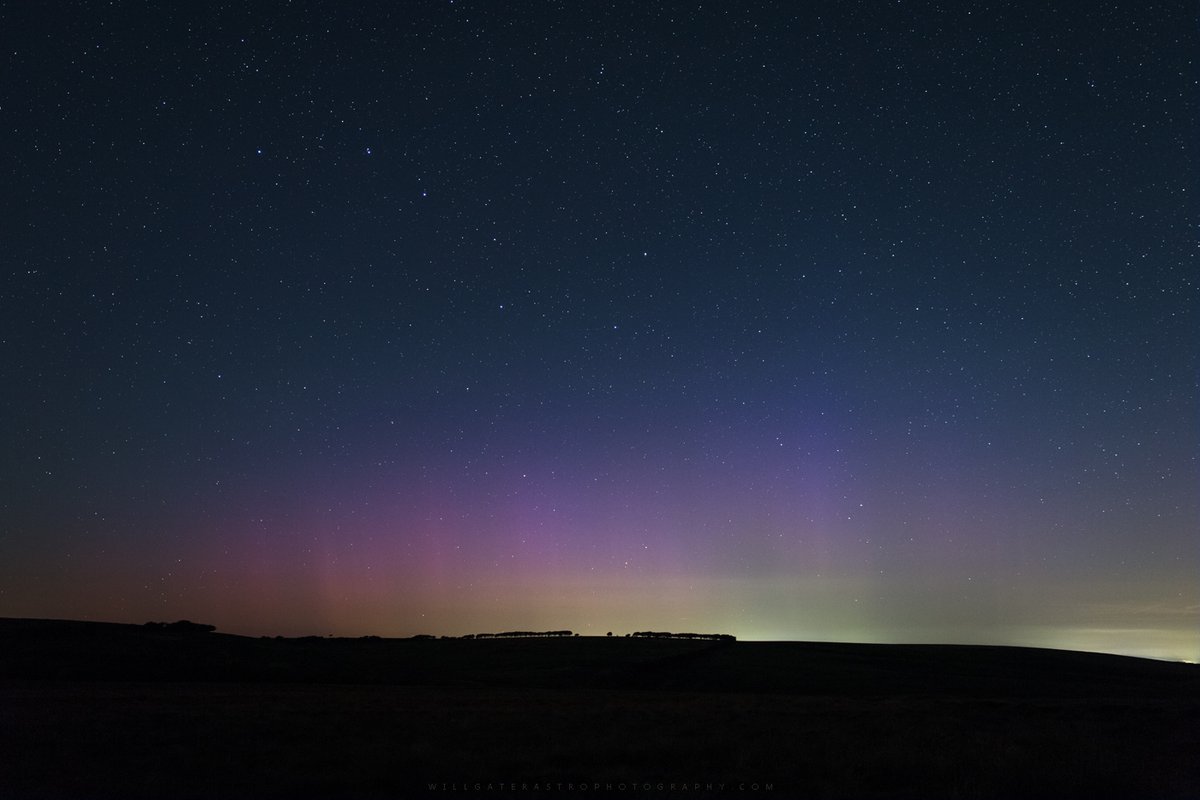 Here's the moment the Northern Lights really lit up over Exmoor last night. Taken at around 00:50BST (just as the @AuroraWatchUK red alert was issued). #astrophotography #aurora