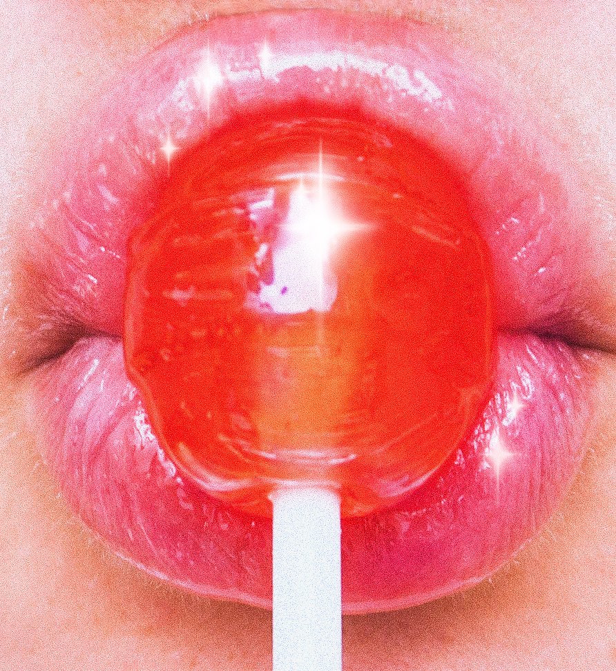 Gm friends! I changed my avatar to my iconic NFT, this picture is now being sold on the secondary market for 2ETH! 🤪 Don't lose me!
Have a great week! 💕✨