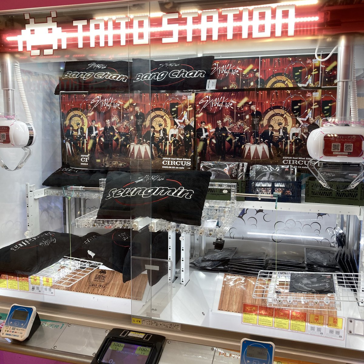 StayKurubado's tweet photo. 週末、名古屋の韓国巡りを楽しみました!ほんとに楽しかったー!!
いつかの韓国行きに備えて、今後も活動!?したいと思います。
自動でお湯入れてくれるラーメン作成機?面白かったです! かき氷は氷がほんとにさらさら溶けない雪でしたっ。
#韓国コンビニ #マンナヨ
#大須 #KOSF https://t.co/SRG9kRZoj9