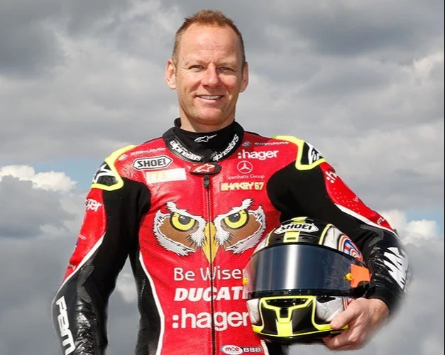 Podcast Pioneers (@podcastpioneers) on Twitter photo What does it take to be the most successful British Superbike Rider in history?
On The Nod podcast, <a href="/67Shakey/">Shane Shakey Byrne</a> shares his story, giving a fascinating insight into adversity, resilience, & determination.
🎙️buff.ly/3uTeNSB
#PodcastPioneers <a href="/BenBowers/">Ben Bowers</a> <a href="/charleyboorman/">Charley Boorman</a> What does it take to be the most successful British Superbike Rider in history?
On The Nod podcast, <a href="/67Shakey/">Shane Shakey Byrne</a> shares his story, giving a fascinating insight into adversity, resilience, & determination.
🎙️buff.ly/3uTeNSB
#PodcastPioneers <a href="/BenBowers/">Ben Bowers</a> <a href="/charleyboorman/">Charley Boorman</a>