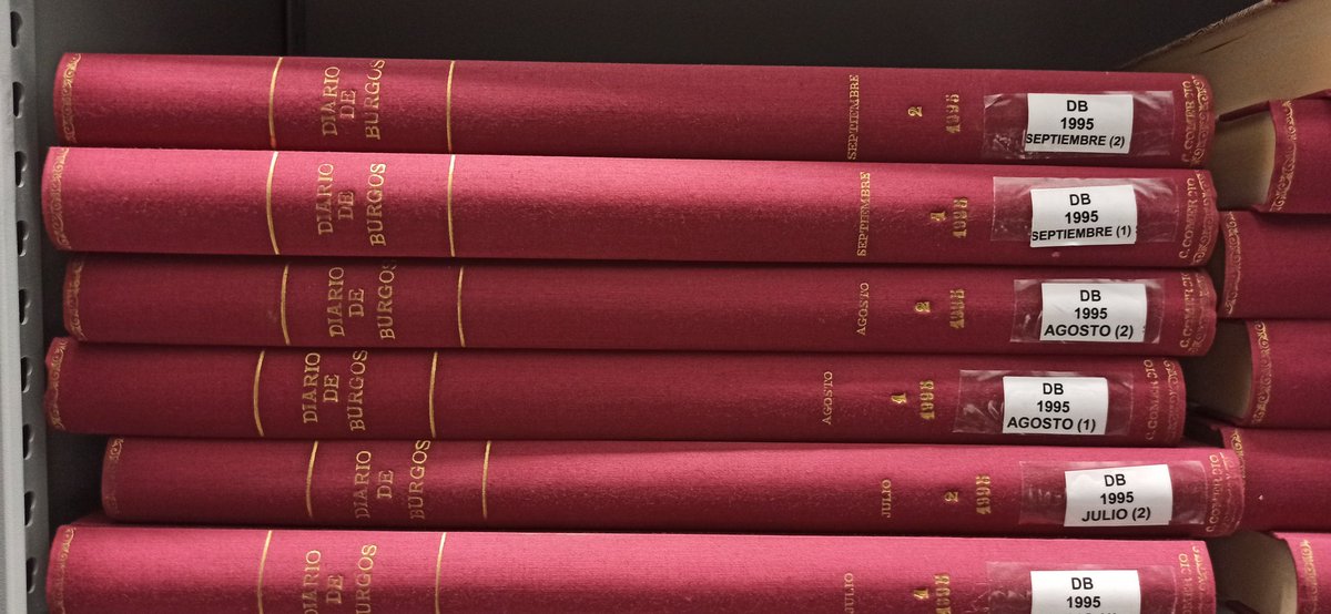 APBiblioBurgos's tweet photo. Este viernes hablamos de #memorialocal, relatos que las personas heredan y cuentan, y la biblioteca conserva y difunde.
Con @ananduez y @Fuen_Criado en @ondacerobu
⏰Sobre las 13:15
📻En Onda Cero Burgos
¡Buscando nuestra identidad, no te lo pierdas 🙂! https://t.co/8vtR2OJJOi