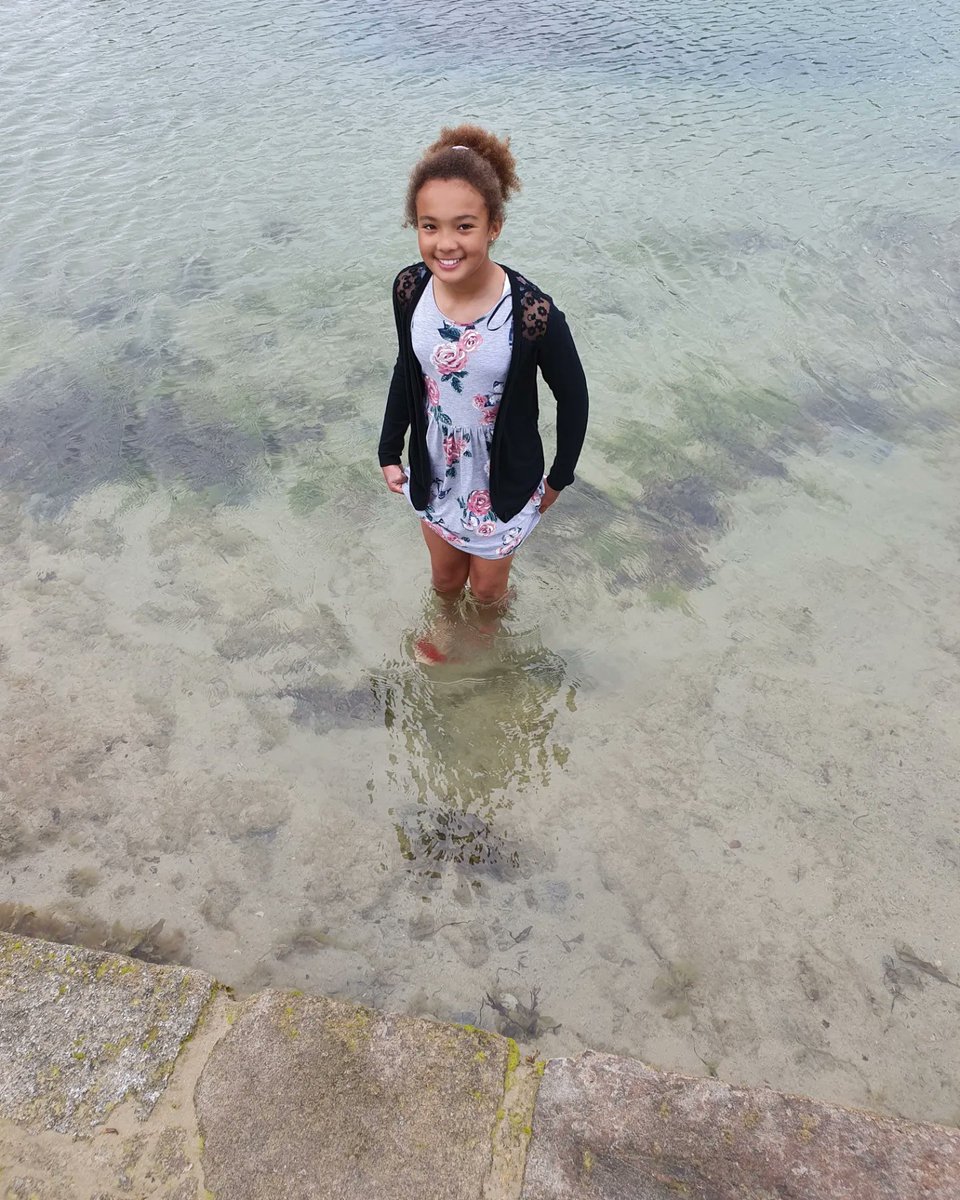 It has been one year today since we lost our beautiful daughter Elexis.
We miss her so much and each day that  goes by and it does not get any easier.
We miss her more and more each day.
We know you have been busy looking after people and doing Gods work.
RIP Baby 
❤😢🖤🧡😇🙏