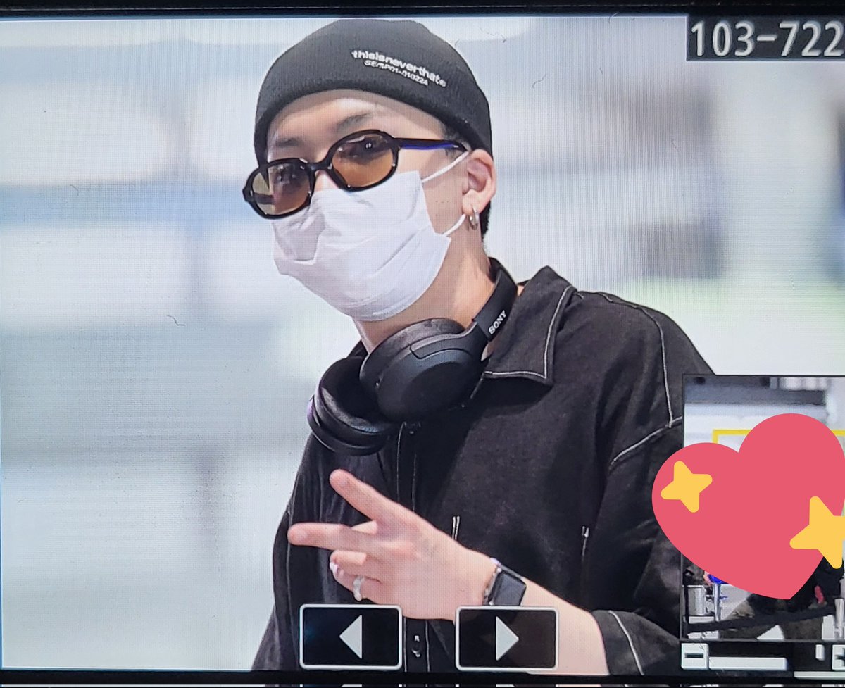 h_h1104's tweet photo. 220808 NRT  출국(@DIA_CRUNCH) #호 #현호 #디크런치 https://t.co/uevZgse9AY