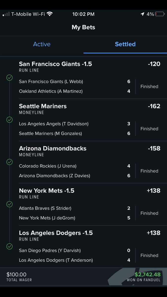 #GamblingTwitter 3 days apart. 50 like and follows and I will post new my next one before the games start. Let’s gooooo