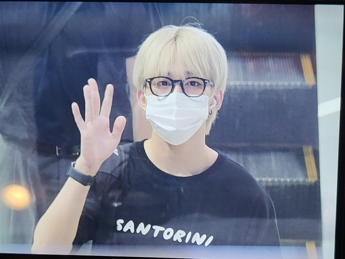 h_h1104's tweet photo. 220808 NRT  출국(@DIA_CRUNCH) #정승  #디크런치 https://t.co/cWUtqs0CHP