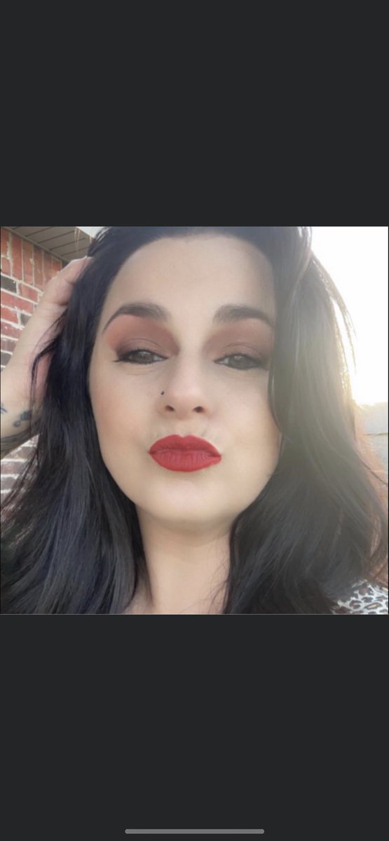 AMeaut's tweet photo. See, I can be Mardi Gras ready, ladylike ready, mud riding with my girls ready and airport ready. #mastermultitasker https://t.co/AMB7h1GUnr