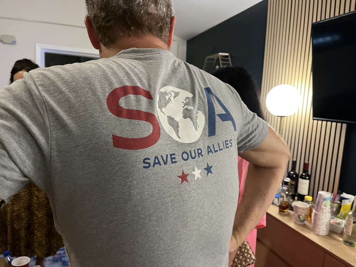 Quite the night in Wilmington w/ @johnondrasik recognizing the *unstoppable* work @sarah_verardo and @Ranger_Up are doing for @SaveOurAllies. One year later - while most of the world has moved on - SOA refuses to abandon the promises we’ve made to our Afghan partners.