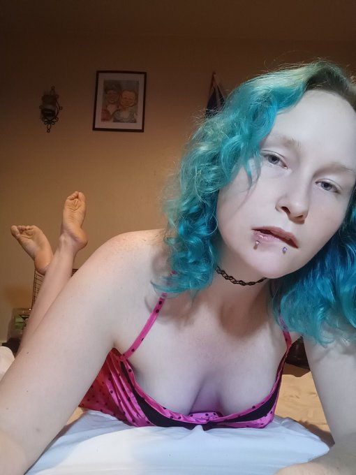 Filming tonight 💙💙 Here is a sneak peak. These videos are going to be spicy. Link below 👇👀 https://t<a href="/tag/smokingfetish"class="tags"><span>#smokingfetish</span></a>