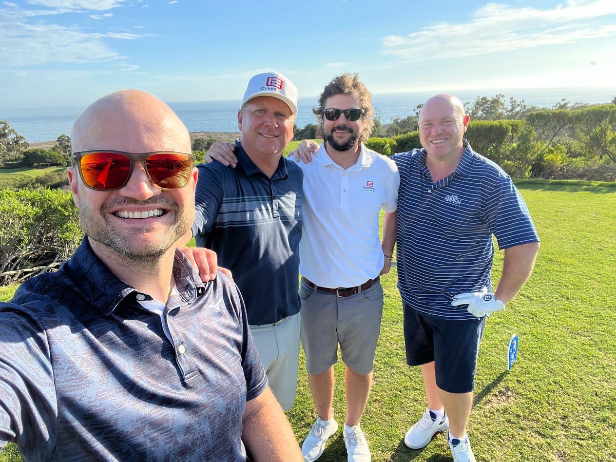 DarrenPSMsports's tweet photo. Fun Sunday @pelicanhill with the @evnroll boys 🙌⛳️
#weknowgolf #nothingrollslikeanevnroll #sundayfunday https://t.co/TRLorEjenq