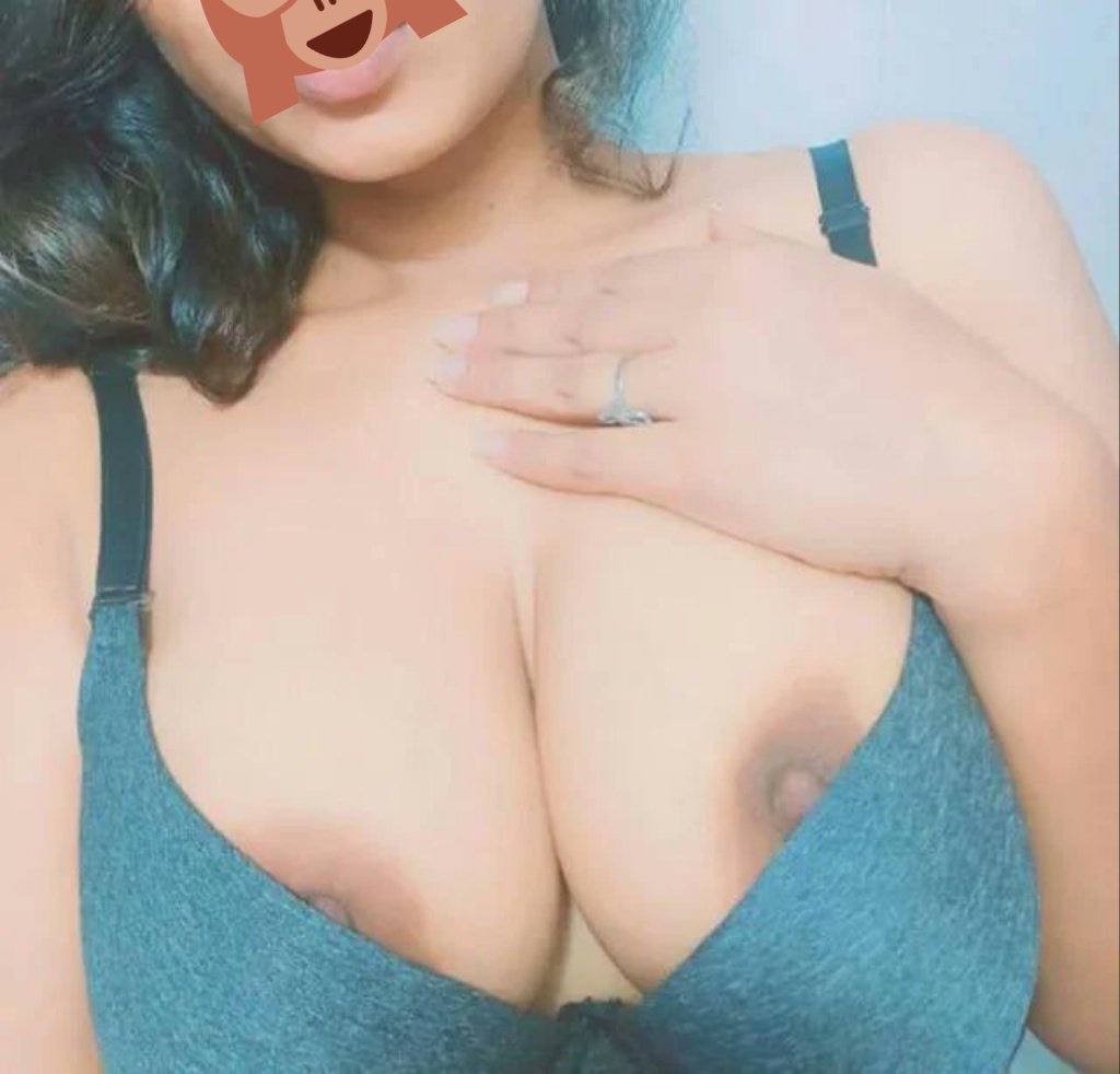 camcouple27's tweet photo. Available now for cam shows
Dm me for details
@camcouple27 https://t.co/ocx7811jU7