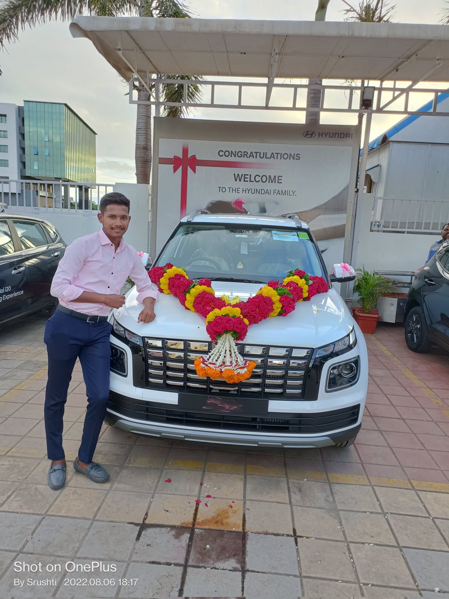 SajanOhol's tweet photo. प्रयत्न आणि सातत्य ह्या दोन गोष्टी जवळ असल्या तर आयुष्यात अशक्य काहीच नाही...✌️

Passion+Consistency=SUCCESS

#Be_Consistent🏆 https://t.co/7VUe3iPfis