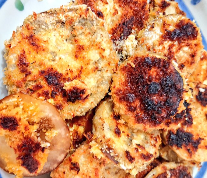 家で取れた白ナスで
チーズパン粉焼き 