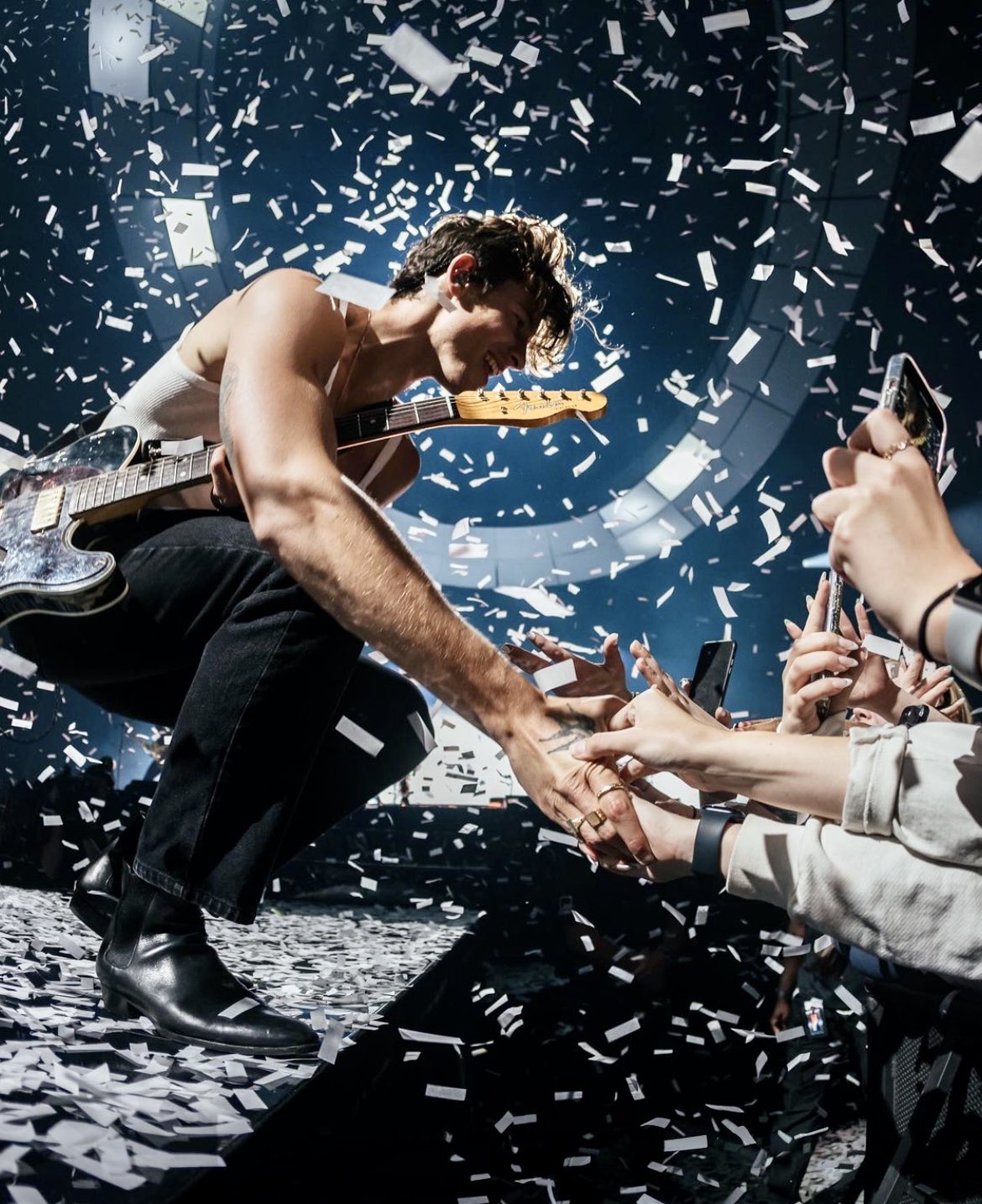 Happy birthday Shawn Mendes                               