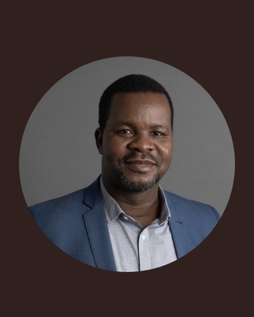 These two are the Heroes of my lifetime! Life will never be the same without them! So grateful for the way they shaped the political &amp;human rights discourse in Zimbabwe and beyond! My brothers gone too soon <a href="/ElslieMagaisa/">Essy Magaisa</a> <a href="/MunatsiEdgar/">Dr. Edgar Munatsi 🇿🇼</a> <a href="/LynneStactia/">LynneM 💕💝💎</a> <a href="/ElaJemapel/">J’Ella 🦉</a> <a href="/lillynyoni/">Lilly Nyoni 🐒MaNcue</a>