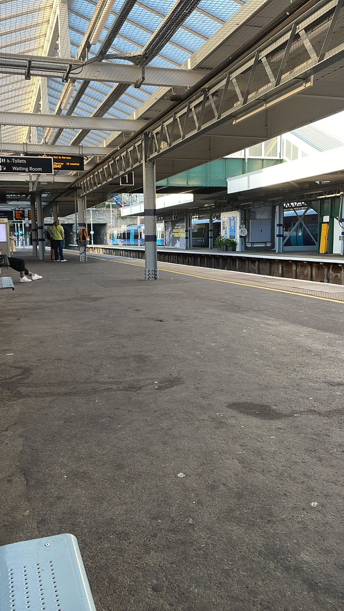A lonely and early start from Dover this morning. A day of interviews with <a href="/RebeccaTyrrell4/">Rebecca Tyrrell</a> <a href="/darzidave/">Darzi Dave</a> <a href="/FNightingaleF/">Florence Nightingale Foundation</a> colleagues for our Clinical Education Improvement Fellows.... we've had a good number of strong applications so should be a good day 😁<a href="/CanterburyCCUni/">Canterbury Christ Church University</a>
