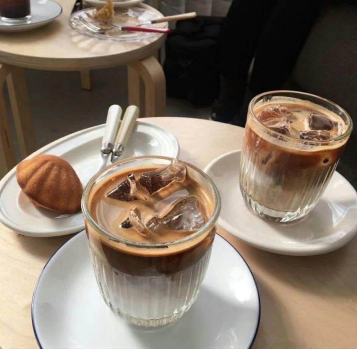 لو كان حظي بوصلك ماهو موفق 
الله كتب لي أحبك .. ماهو بكيفي