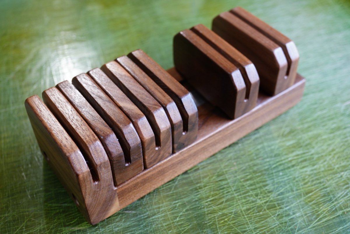 leathercraft_s's tweet photo. 珍しい5mmピッチのヨーロッパ目打ちとコバ塗り台
ご予約の方大変お待たせしました🙇♂️
今日発送しますね🥺
その他少しですが在庫補充しました🙇♂️
https://t.co/VBzUfzcxQW
#ヨーロッパ目打ち
#ISVARA https://t.co/4gUnRbuqfx