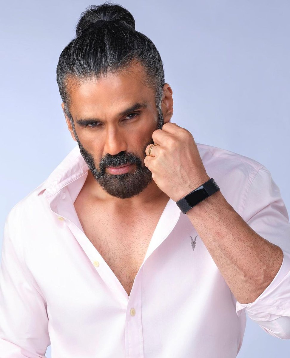 Hastag #Sunielshetty trending🔥

<a href="/SunielVShetty/">Suniel Shetty</a> sir