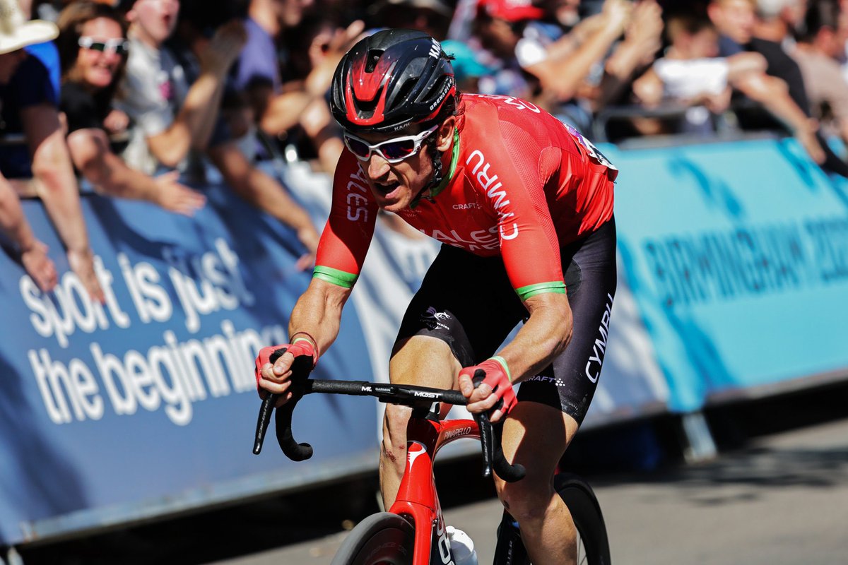 Geraint Thomas tweet media