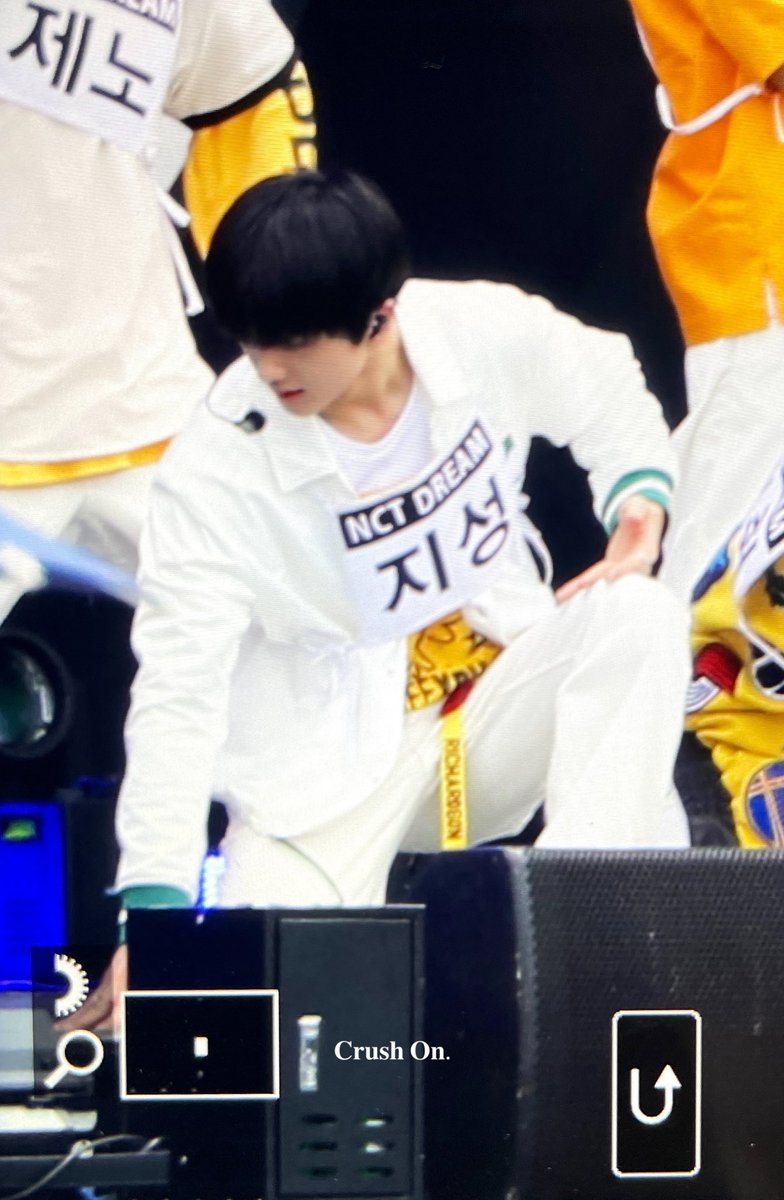 처럼 tweet media