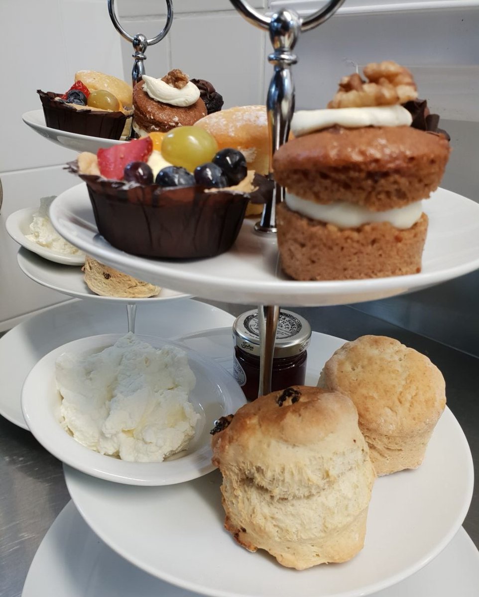 WorcsWhitehouse's tweet image. Happy start to National Afternoon Tea Week! We will be celebrating with homemade scones and cakes. #nationalafternoonteaweek #worcestershirehour