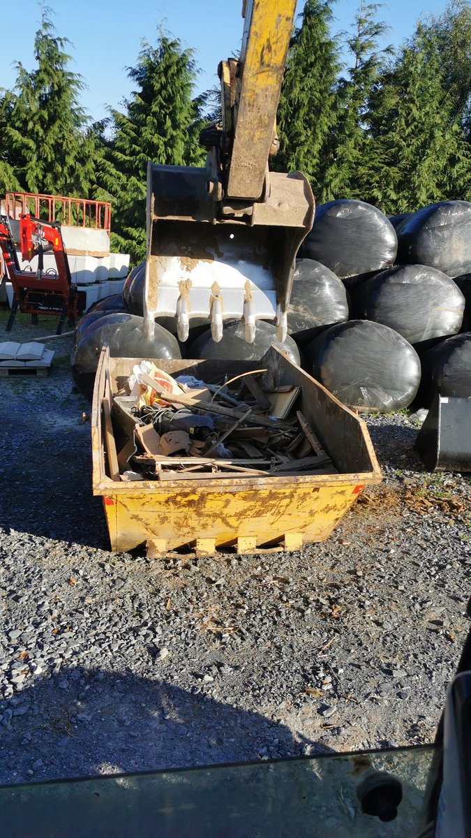 john_trant's tweet image. Nothing like having a 13 tonne digger to help make more room in a skip