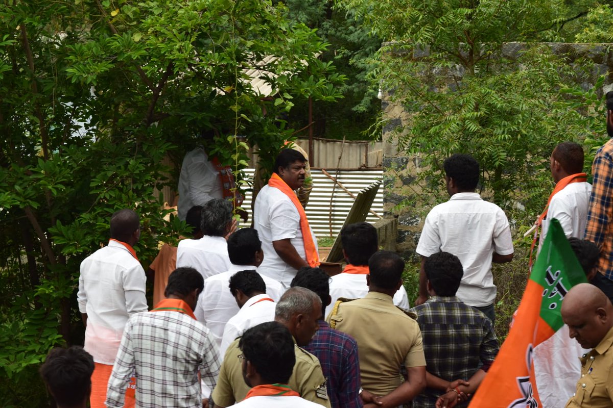 #savebarathamathatemple Place: Dharmapuri Dt, Pappireddipatti Murugan Temple - <a href="/CTR_Nirmalkumar/">CTR.Nirmalkumar</a> |<a href="/annamalai_k/">K.Annamalai</a> |<a href="/BjpDharmapuri/">Bjp Dharmapuri</a> |<a href="/BJP4TamilNadu/">BJP Tamilnadu</a> |<a href="/HRajaBJP/">H Raja</a>