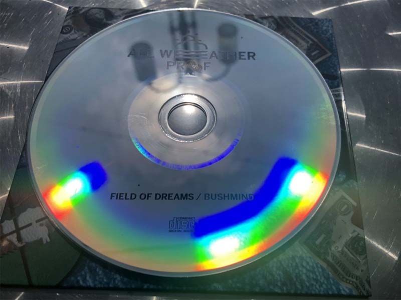 manana_kkkane's tweet photo. 安定の優しさ #BUSHMIND の新作 #FieldofDream 久しぶりのBUSHMIND mix CDの入荷です!マニャーナ店内にブッシュマインドの風が吹いてて、懐かしさと共に思い出が蘇って来るのも お人柄なんでしょうか?!オススメ!!Bushmind mix CD/Field of Dreams (01:01:23) ¥1500(税込) https://t.co/SWHOJRouaQ