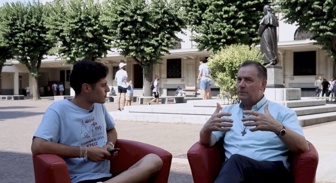 #CPB22 | Entrevista a Don Ángel Fernández Artime, Rector Mayor de los Salesianos de Don Bosco
#VeranoSalesiano
youtu.be/By4e9q4ezqs