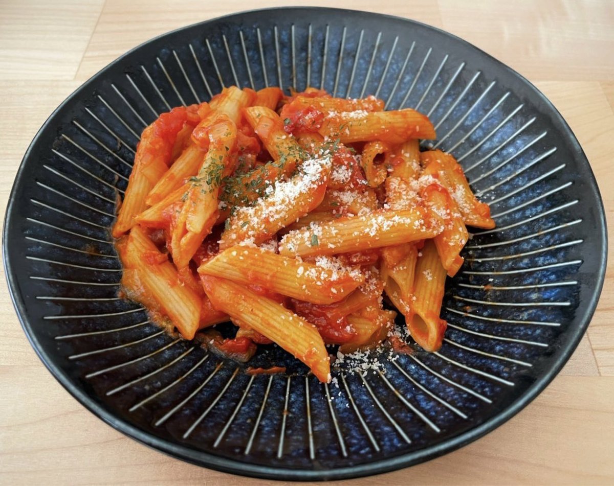 作ってみた！
これは何って言うんだっけ…
自分で作ってないから分からないや😢

#給食番長 #給食 #番長 #メシバン #メシバンチャンネル #作った #オレンジ #パスタ #みたいなの

mobile.twitter.com/meshibancho

instagram.com/meshibancho/

youtube.com/channel/UCBItQ…