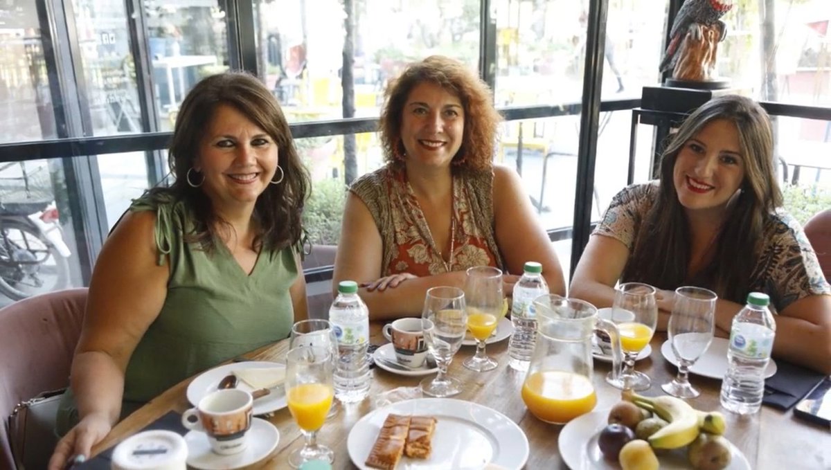 Axentio_IT's tweet photo. 🔵 El pasado jueves tuvimos el placer de compartir nuestro desayuno #FEPC con Eva Contador, Teniente-Alcalde de Servicios Sociales del @ayuncordoba_es 

Una gran jornada en el 💜@FEPC !! https://t.co/yeVe6KE8i6