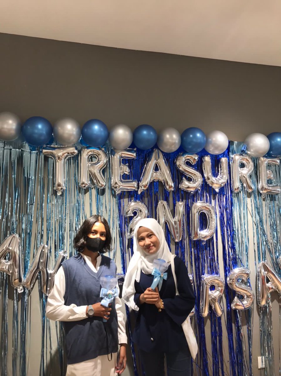 Al260612's tweet photo. @TreasurePGCS
#StarsAbloomWithTreasure
#TREASURE2ndANNIVERSARY

It was my first time, it so fun. The best day ever https://t.co/snVThERX5E