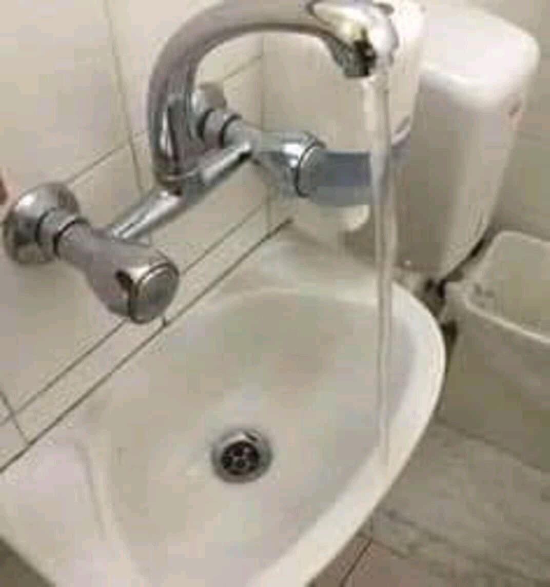 ktconstruction_'s tweet photo. “R250 lyona e shap, I will see what I can do.” said Bra Joe, the local plumber 🫠

#Entrepreneurship #construction #buildingservices #Plumber #plumbing #business https://t.co/9aVznmvfy1