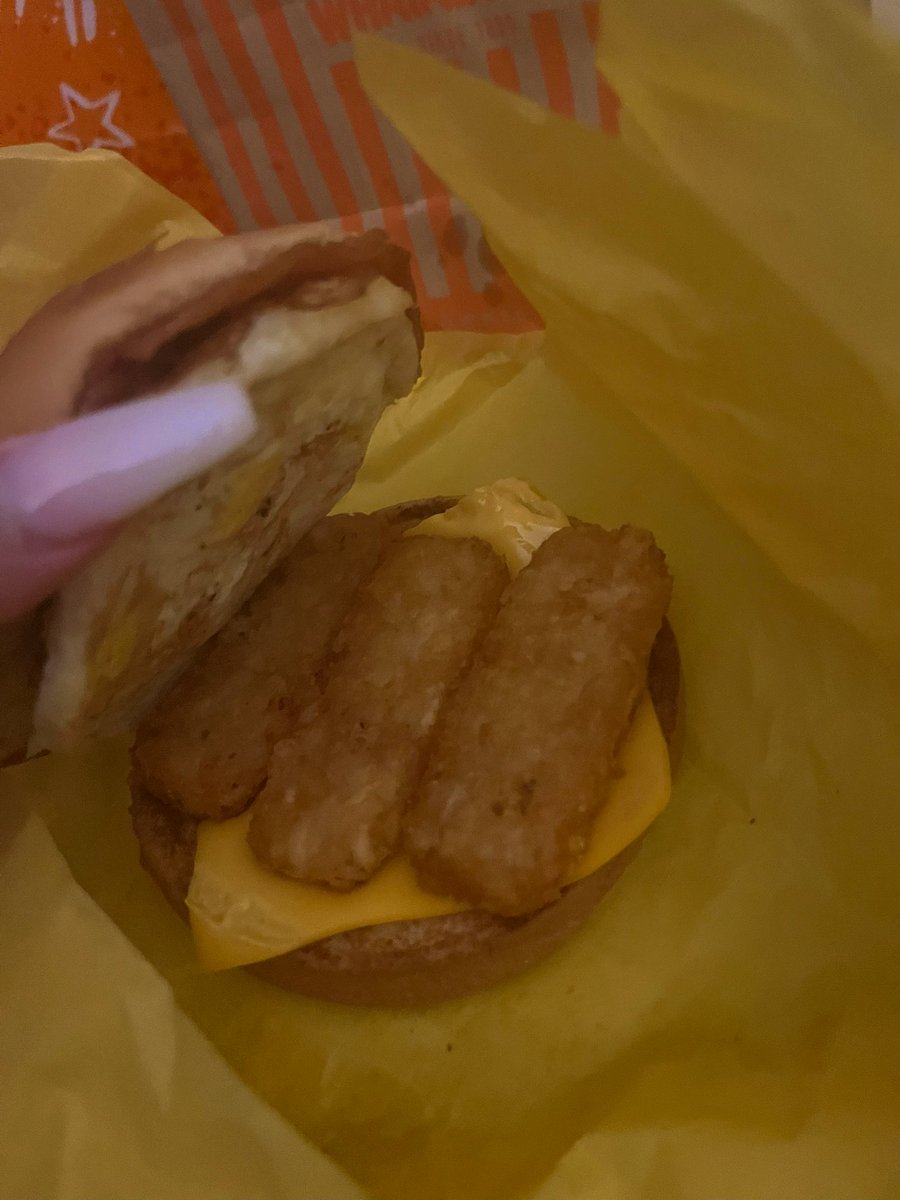 b_nelson__'s tweet photo. When you wait two hours in line for the breakfast burger at @Whataburger and they forget the whole ass patty 😩😭 https://t.co/idEAEmEuHG
