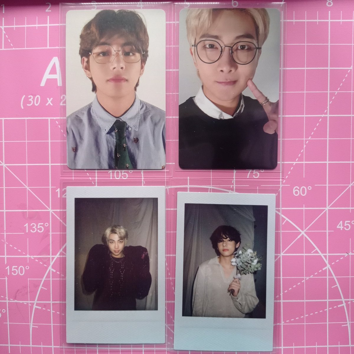 _____134340___'s tweet photo. PLEASE HELP RT (random rt will have a free resin toploader once sold!) 
Wts/lfb ph
Bts deco kit nrpc and polaroid taejoon set 
➾250 (set) 
➾Mop: Gcash 
➾Mod:sco, j&amp;t, ggx

wts lfb bts taehyung namjoon deco kit nrpc pc polaroid https://t.co/OqUaFda1Es